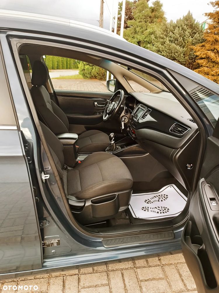 Kia Carens 1.6 GDI L 7os EU6 - 17