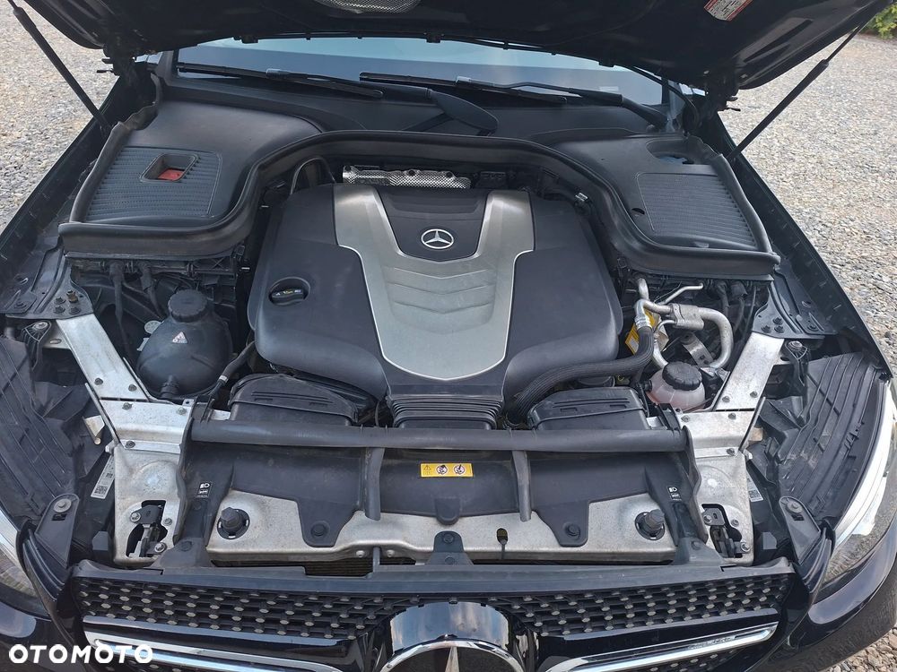 Mercedes-Benz GLC 350 d 4Matic 9G-TRONIC AMG Line - 11