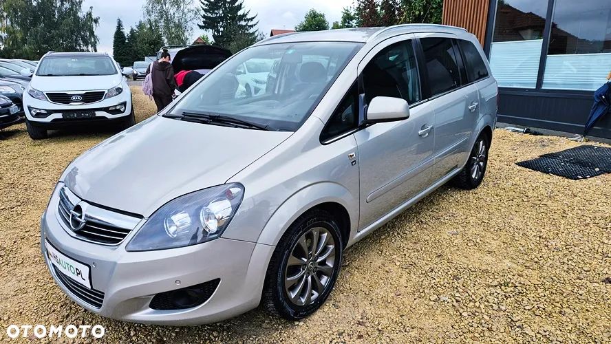 Opel Zafira 1.8 Cosmo EasyTronic EU5 - 2