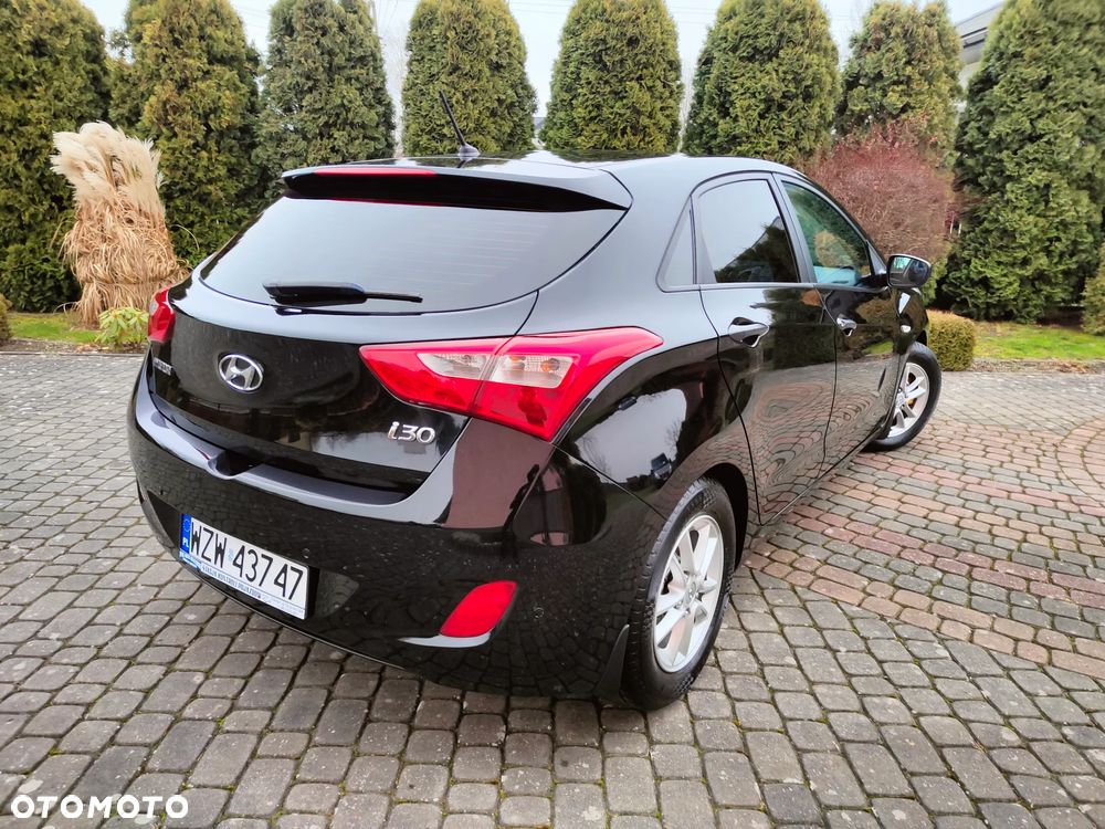 Hyundai i30 1.4 Comfort - 12