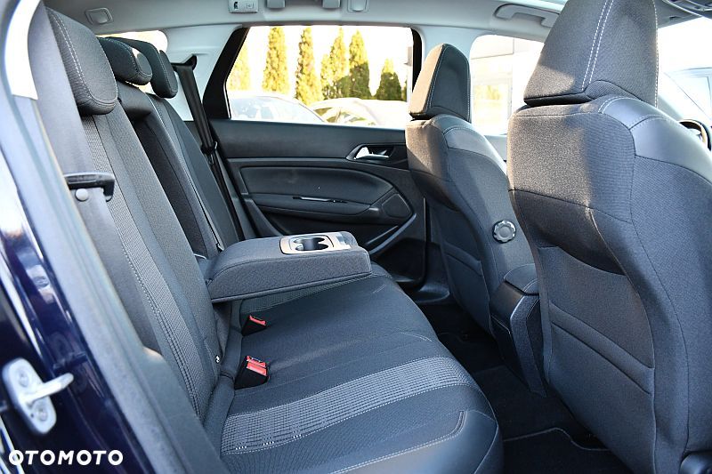 Peugeot 308 BlueHDi 130 EAT8 Stop & Start Allure Pack - 24