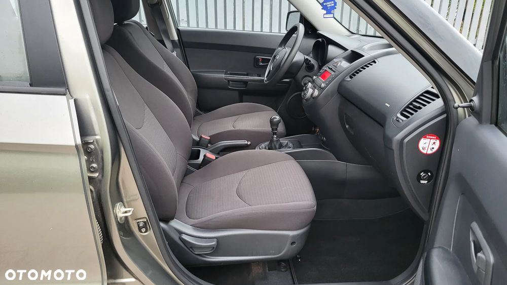 Kia Soul - 17