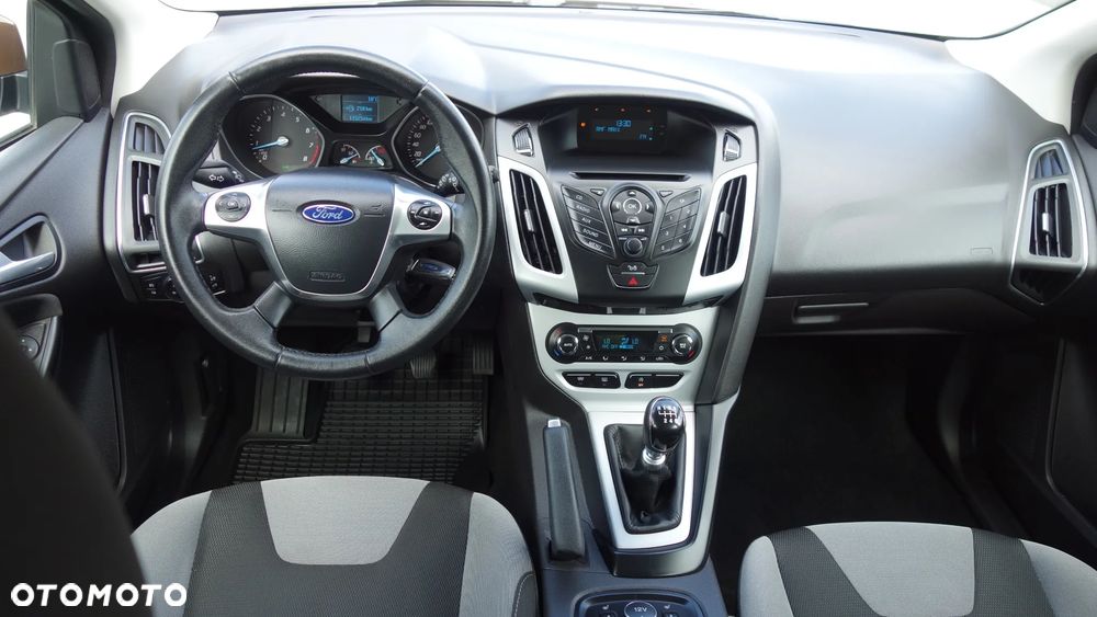 Ford Focus 1.0 EcoBoost Start-Stopp-System Champions Edition - 17