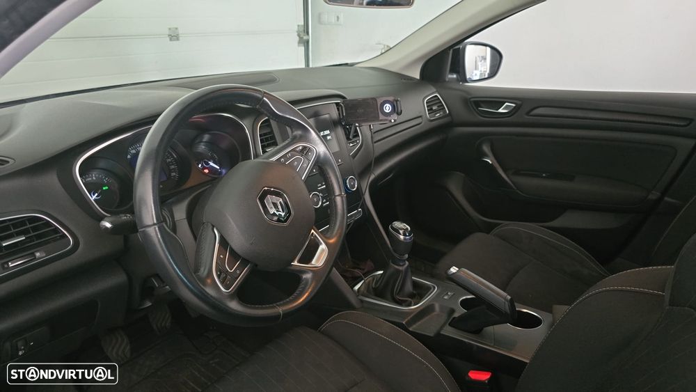 Renault Mégane 1.3 TCe Limited - 8