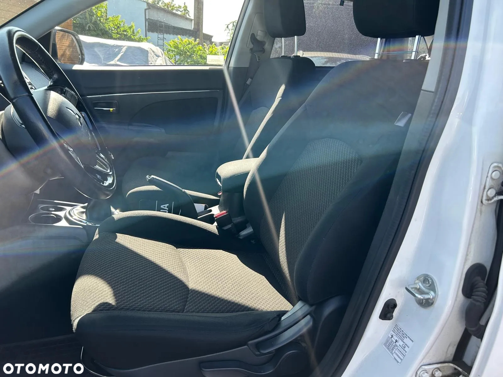 Mitsubishi ASX 1.6 Inform - 18
