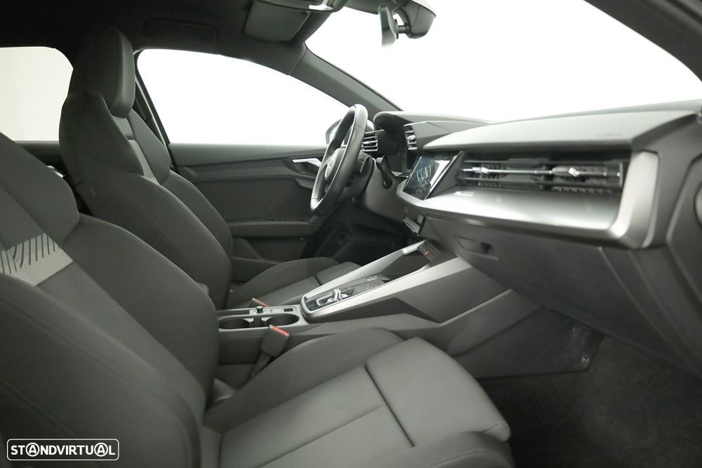 Audi A3 Sportback 45 TFSIe S line - 22