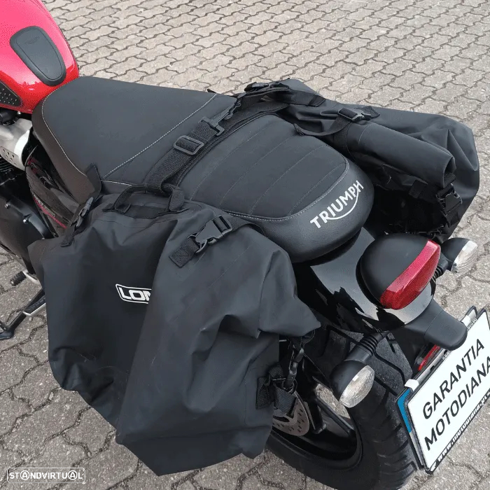 Triumph Street Twin 900 - 7