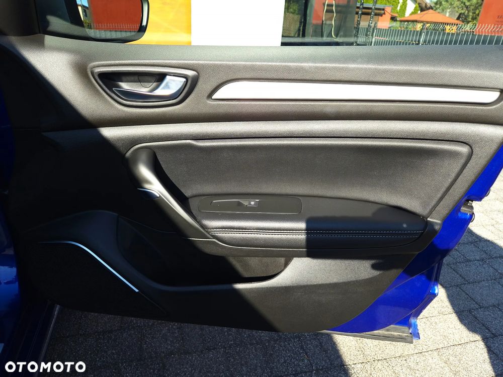 Renault Megane TCe 140 GPF GT LINE - 31