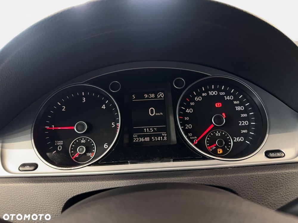 Volkswagen Passat Variant - 17