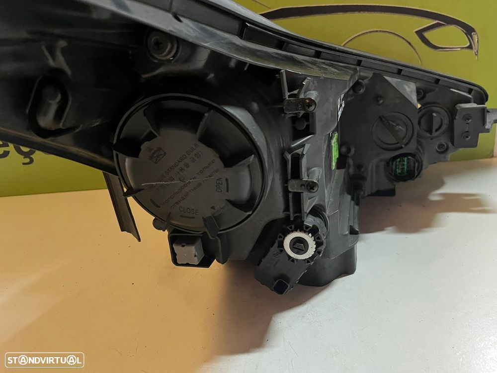 Kia Sportage IV FAROL ESQUERDO - FF798 - 8