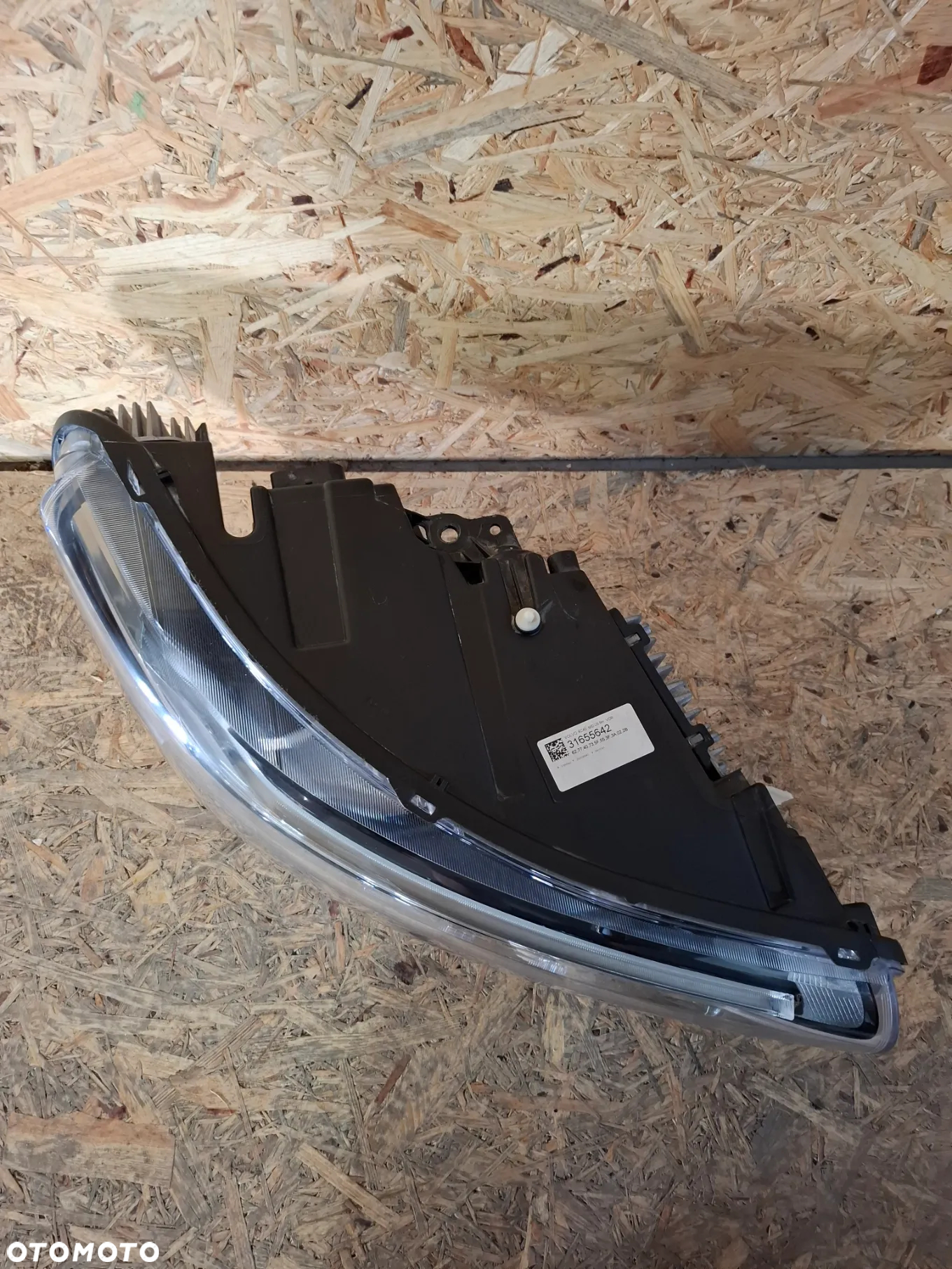 Volvo xc40 lampa przód prawa USA - 2