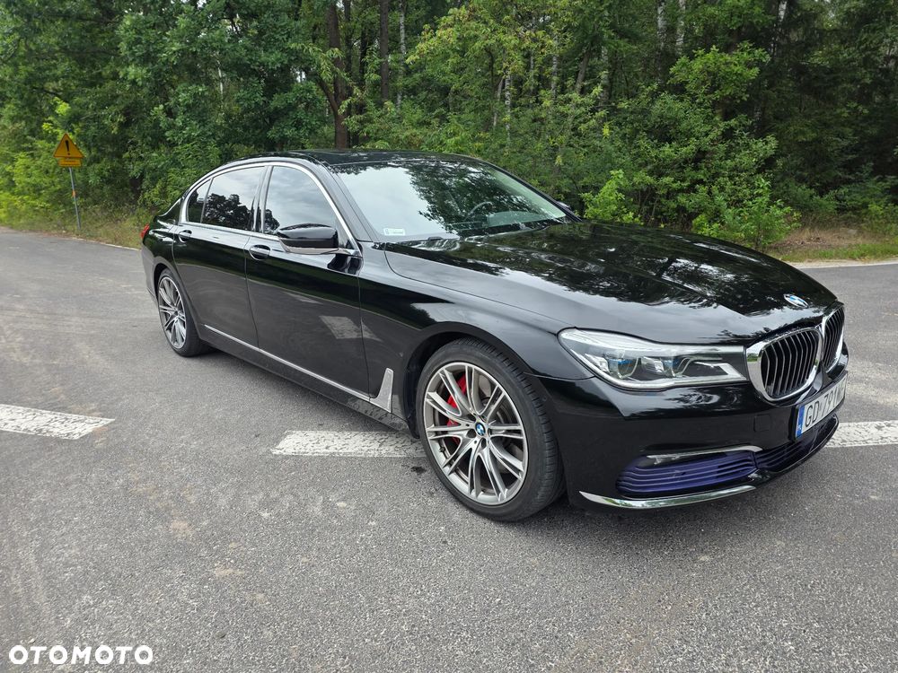 BMW Seria 7 740Li - 5
