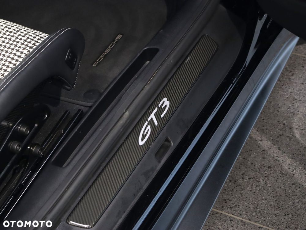 Porsche 911 GT3 PDK - 30
