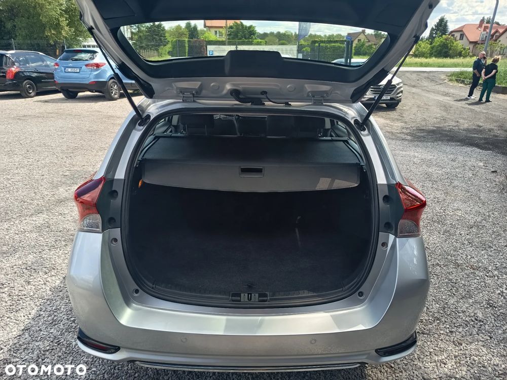 Toyota Auris 1.6 Dynamic - 39