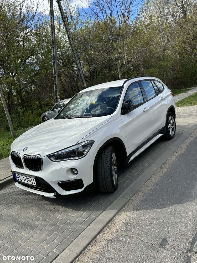 BMW X1 sDrive20i GPF - 6