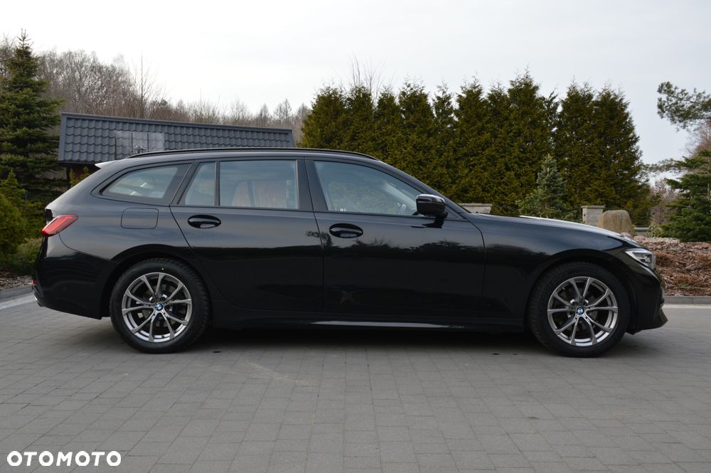 BMW Seria 3 320d Sport Line Shadow - 9