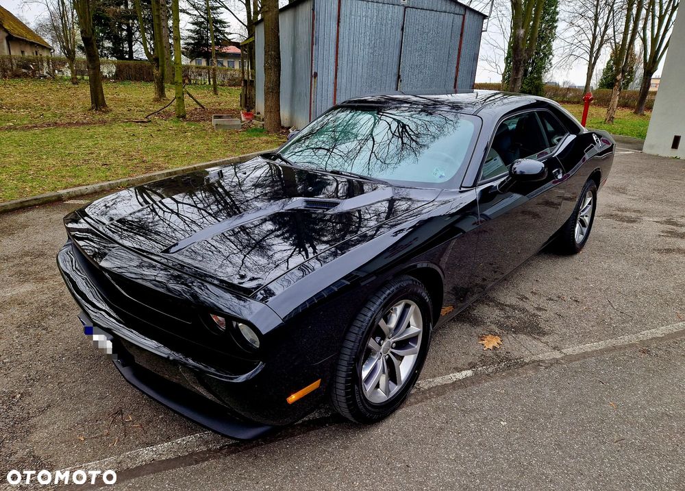 Dodge Challenger - 13