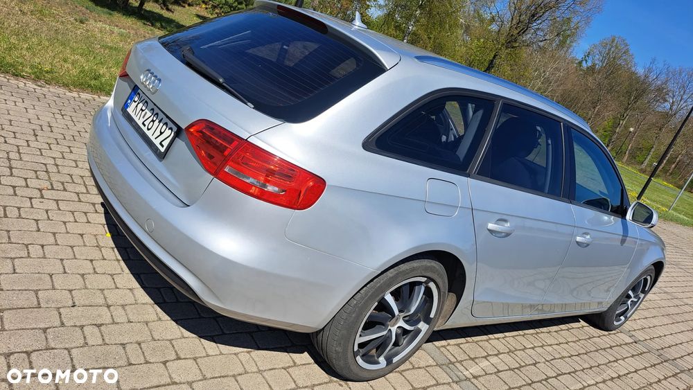 Audi A4 Avant 2.0 TDI DPF Attraction - 7