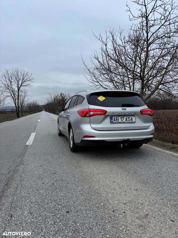 Ford Focus 1.5 EcoBlue Start-Stopp-System TITANIUM STYLE - 4