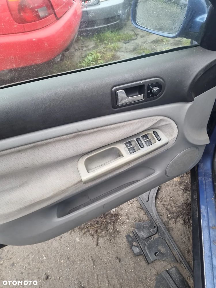 VW Passat b5 sedan przedlift 1.6 8v ANA lakier LR5V na części - 4