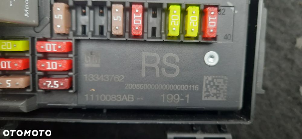 Licznik, panel sterowania, wentylator, przełącznik, zmieniarka CD, Obudowa filtra powietrza - OPEL ASTRA J - 23
