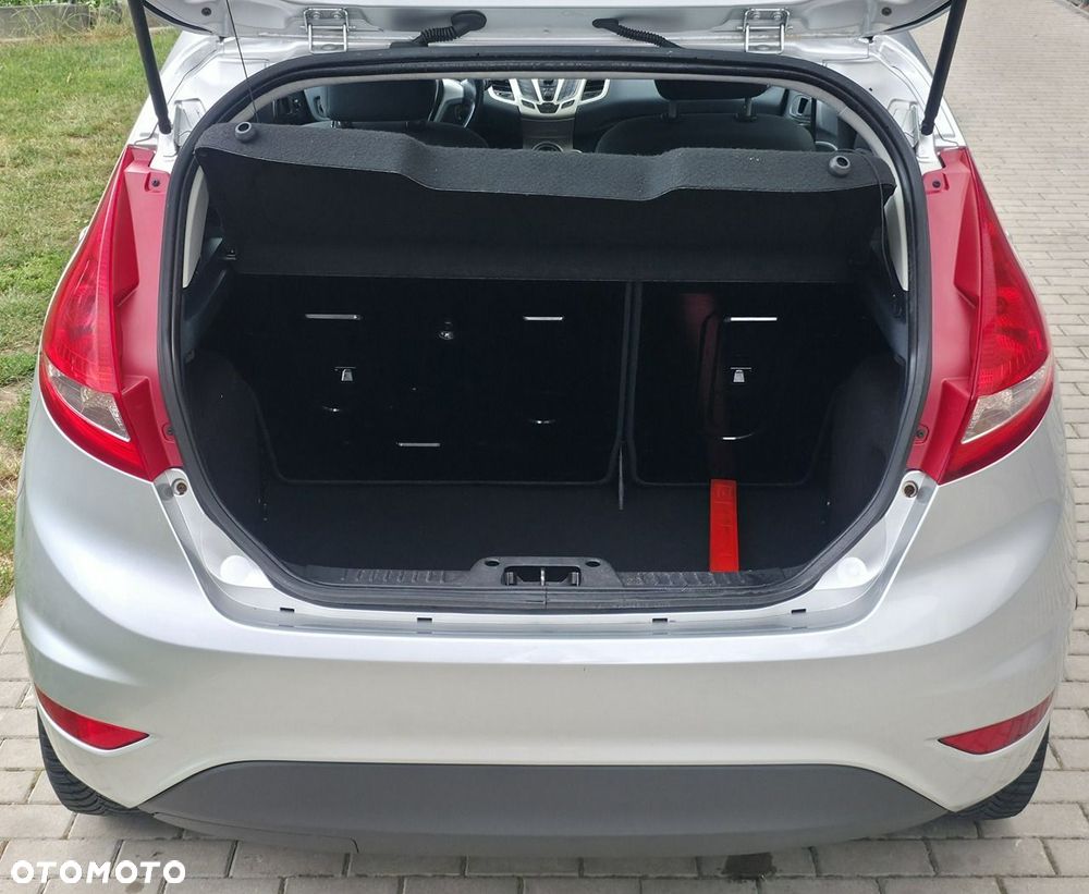 Ford Fiesta - 6