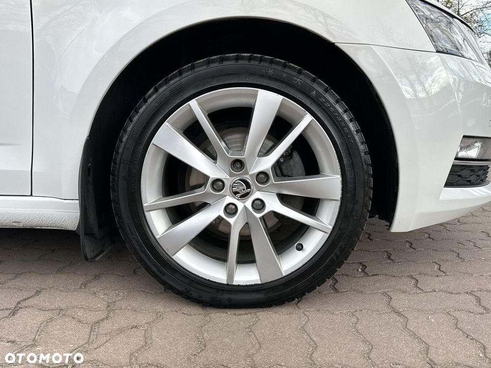 Skoda Octavia 2.0 TDI SCR Style DSG - 32