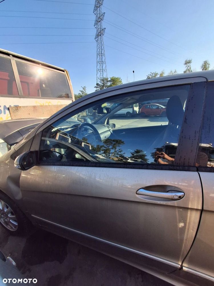 MERCEDES W169 2.0 drzwi lewe przód bez lusterka 791 - 1