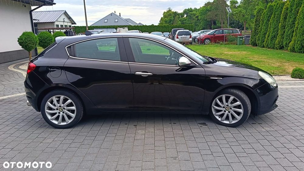 Alfa Romeo Giulietta - 10