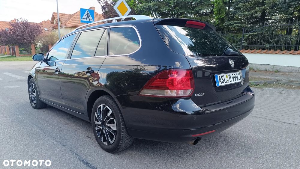 Volkswagen Golf 1.6 TDI DPF Comfortline - 6