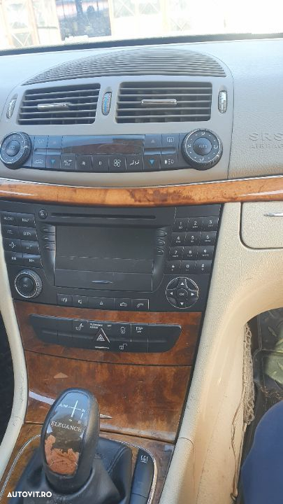 Dezmembram  Mercedes E220 W211 an 2005 2.2d automat - 7