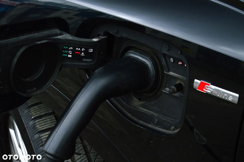 Audi Q3 45 TFSI e S Line S tronic - 12