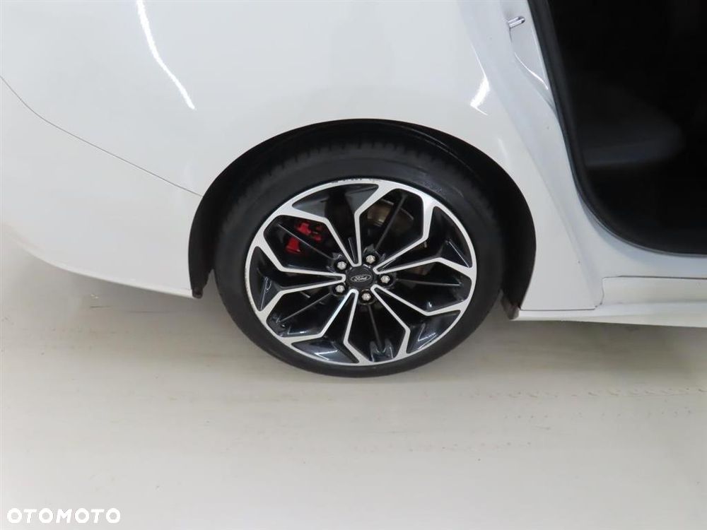 Ford Focus - 18