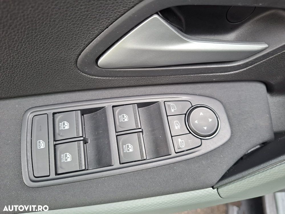 Dacia Duster TCe 130 4X4 MHEV Extreme - 11