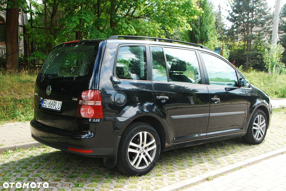 Volkswagen Touran 1.9 TDI Conceptline - 5