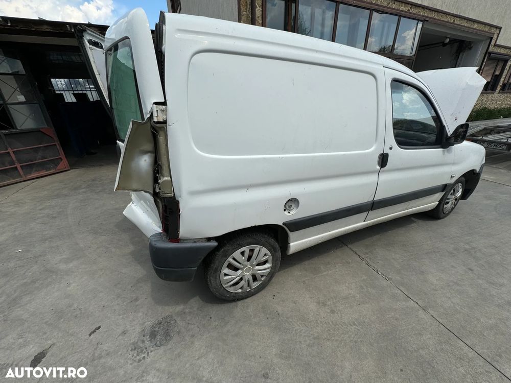 Dezmembram Peugeot Partner 1.9d WJY - 3