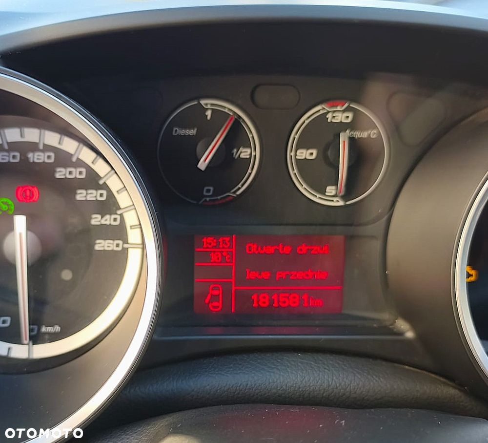 Alfa Romeo Giulietta 2.0 JTDM Exclusive - 22