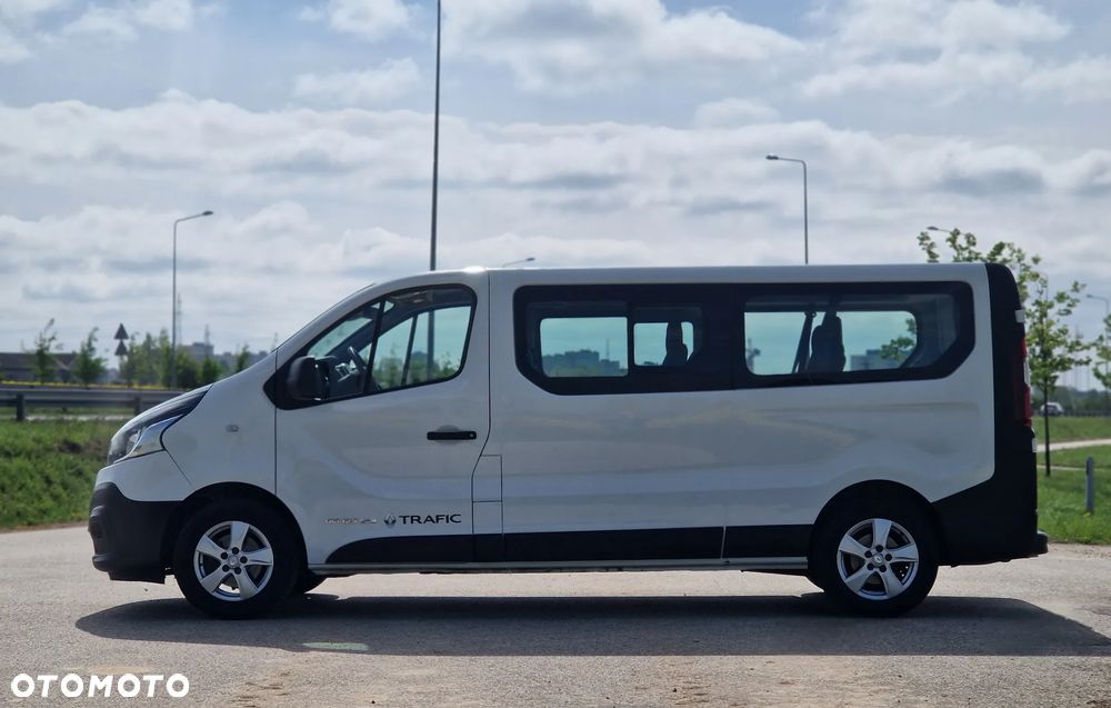 Renault Trafic - 12