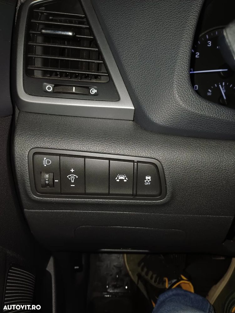 Hyundai Tucson 1.6 GDI 2WD Select - 10