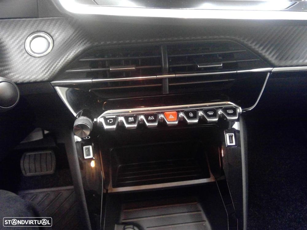 Peugeot e-2008 50 kWh Active Pack - 15