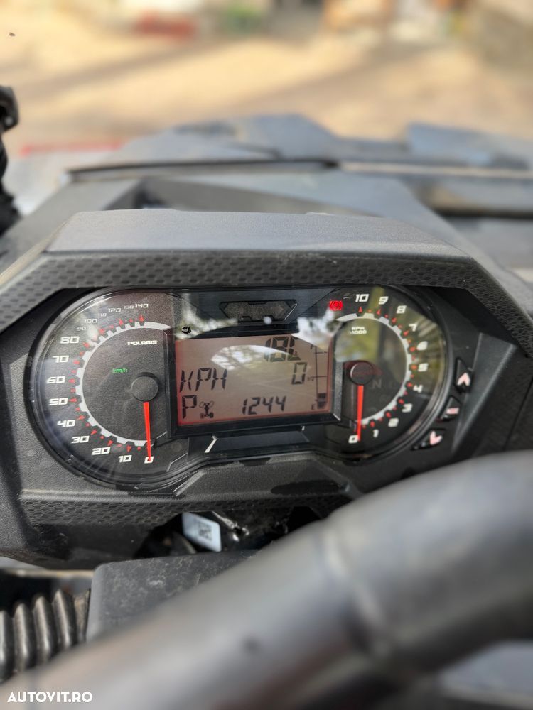 Polaris RZR XP 1000 - 7
