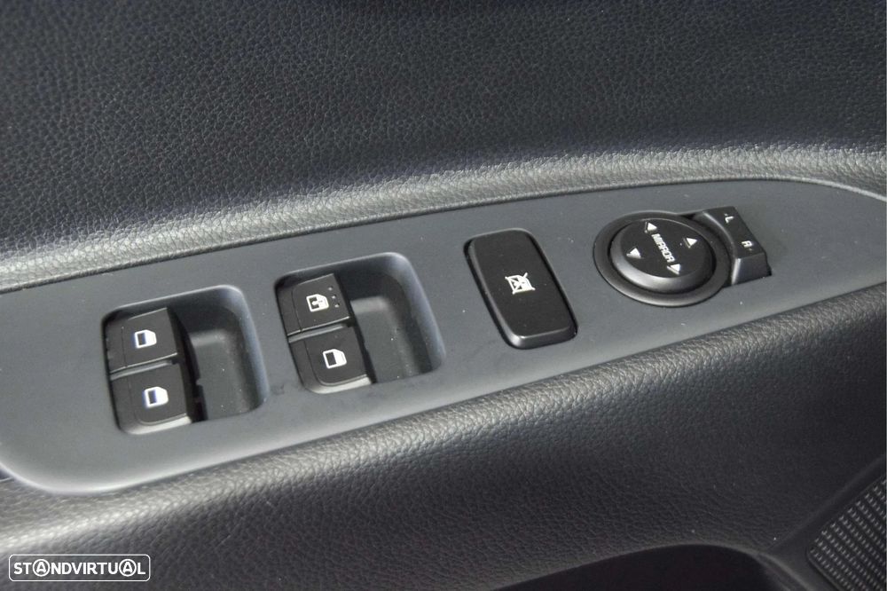 Kia Stonic 1.2 MPi Dynamic - 13