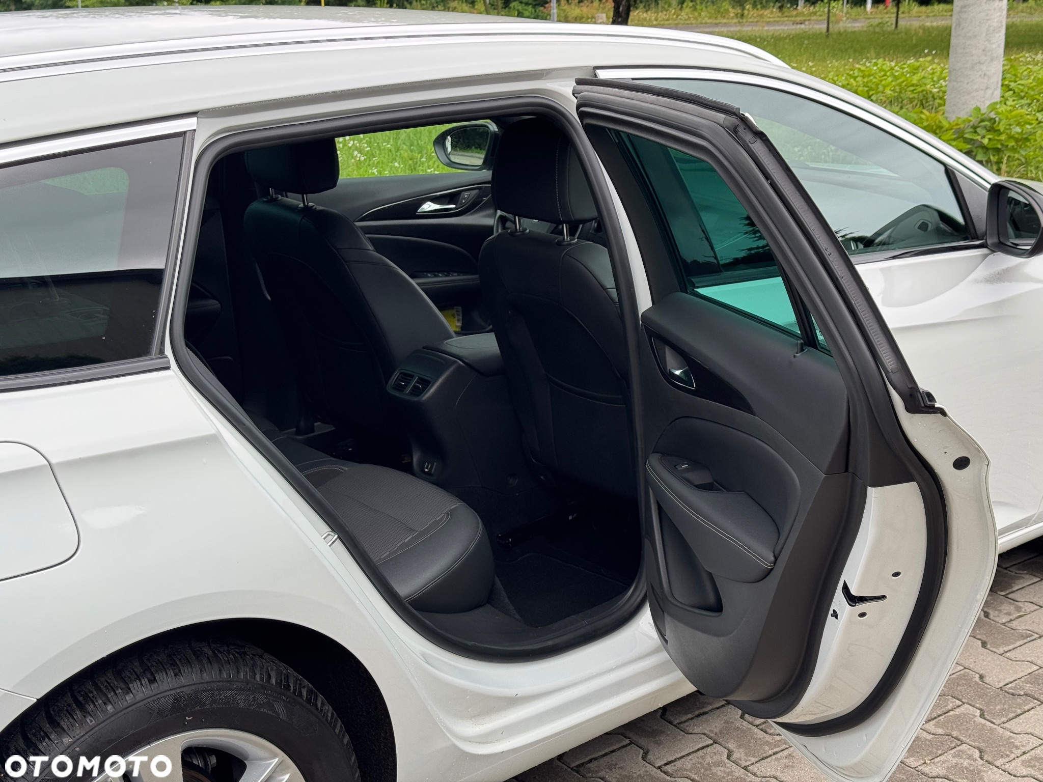 Opel Insignia 2.0 CDTI 4x4 Business Elegance S&S - 25