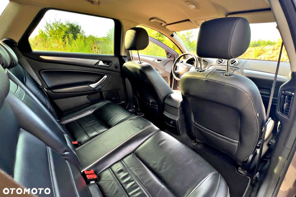 Ford Mondeo - 7