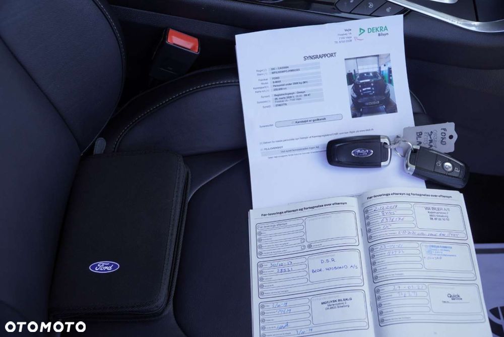 Ford S-Max 2.0 TDCi Titanium PowerShift - 25