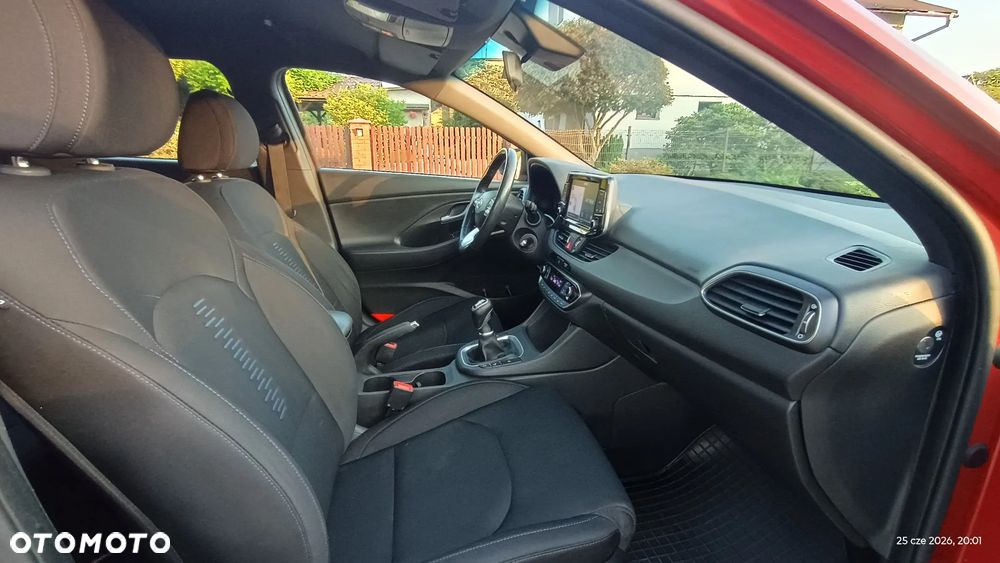 Hyundai i30 1.4 GO Plus - 16