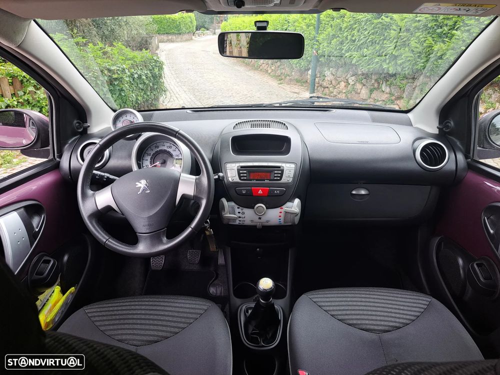 Peugeot 107 1.0 Trendy - 3