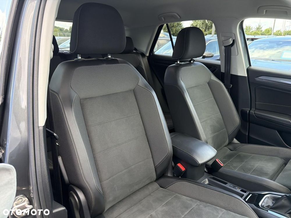 Volkswagen T-Roc 1.5 TSI Style DSG - 28