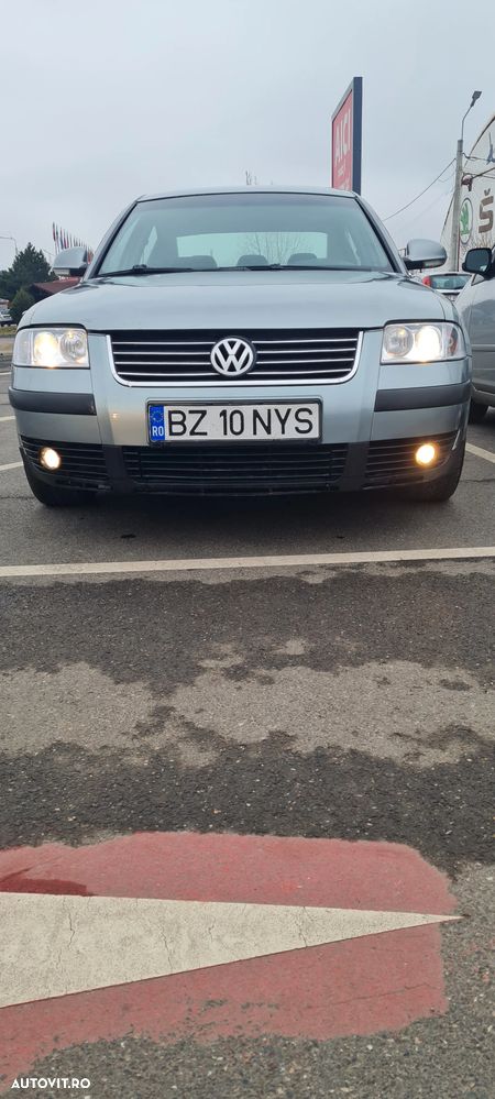 Volkswagen Passat 1.9TDI Highline - 13