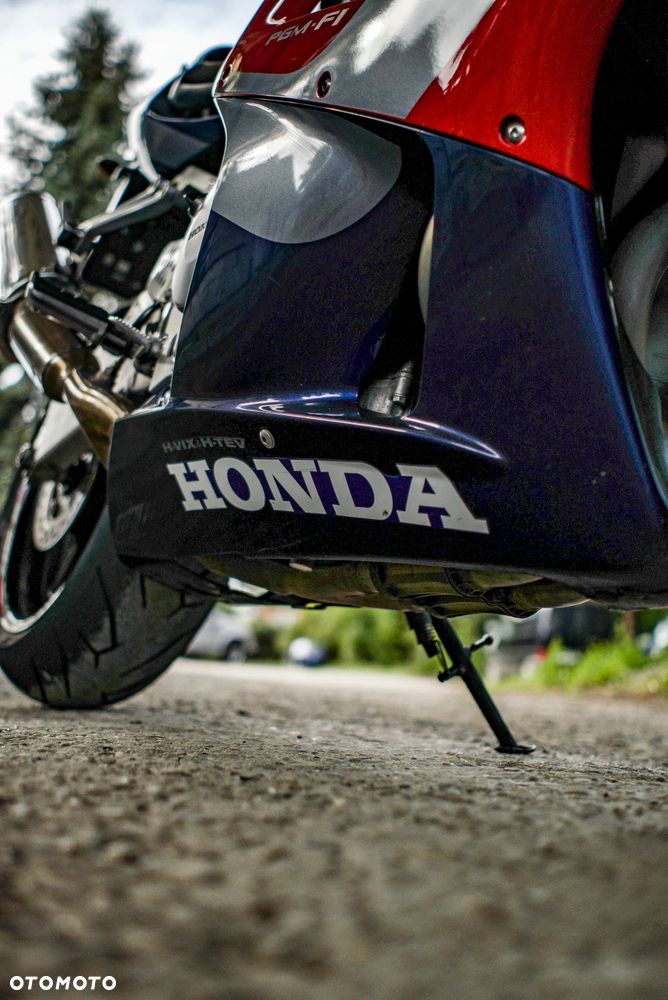 Honda CBR - 4
